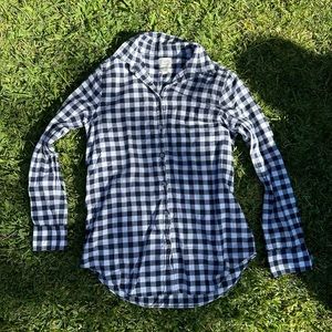 J. Crew Woman’s Petite Boy Fit Gingham Button Down Top Shirt B3